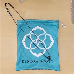 Kendra Scott Pendant necklace